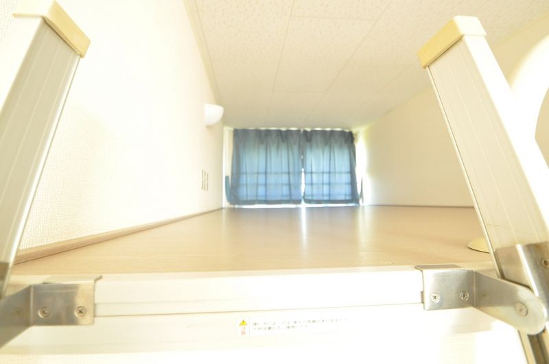 レオパレスオアシス 収納