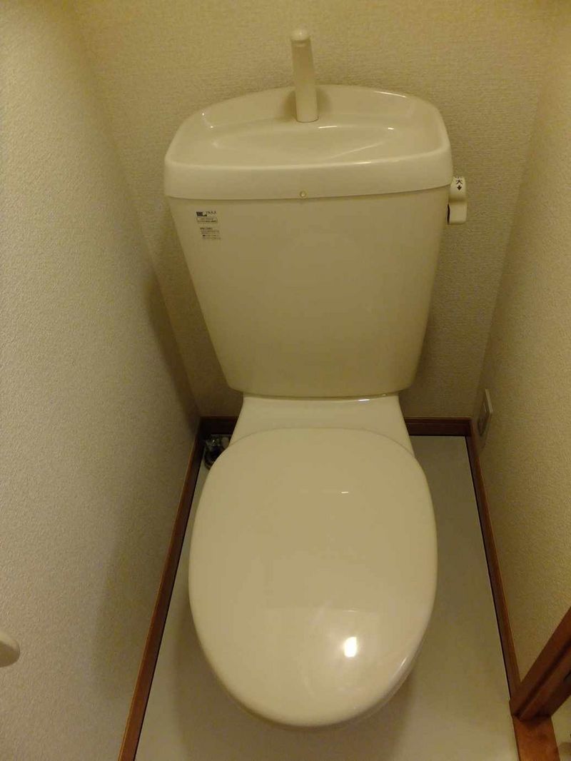 レオパレス日吉 トイレ