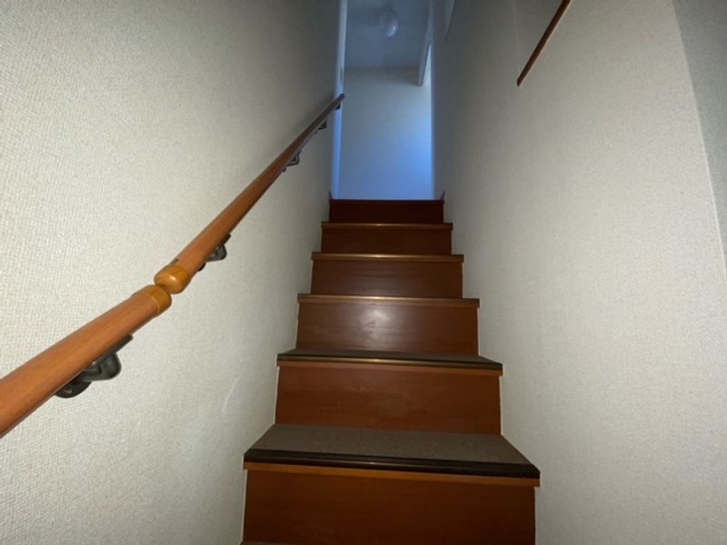 leopalace Rose Inn Entrance