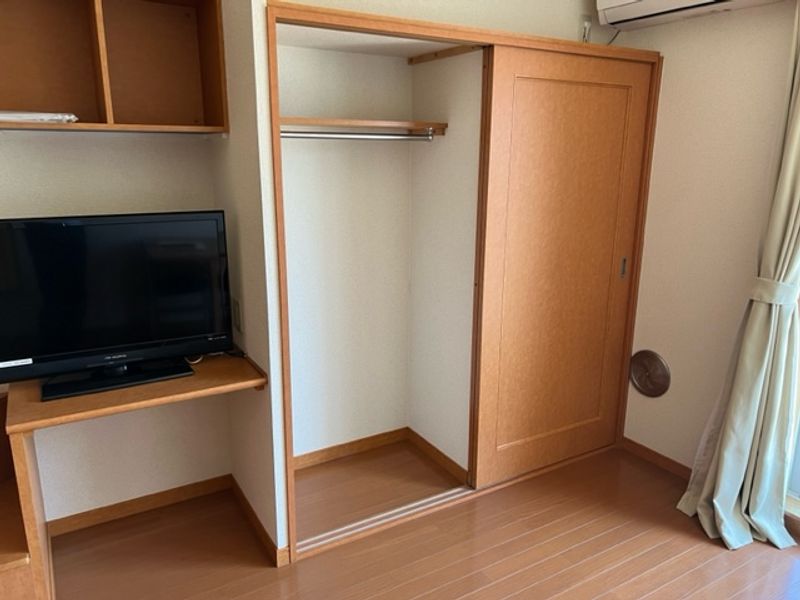 レオパレスファミーユ 収納