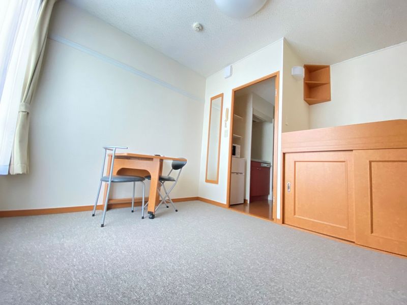 レオパレスリューデスハイム 居間