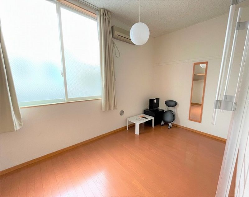 レオパレスリトルマウンティン 居間