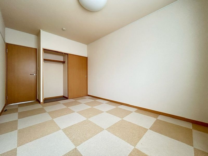 レオパレスメイゾンうすいⅡ 寝室