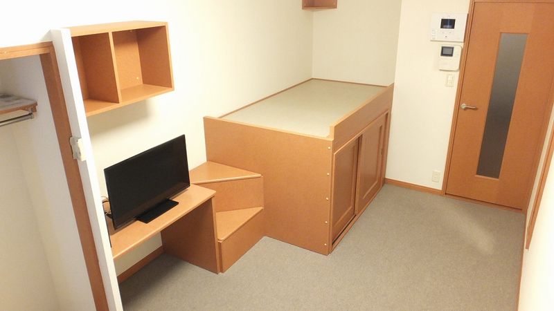 レオパレスパレット壱番館 寝室