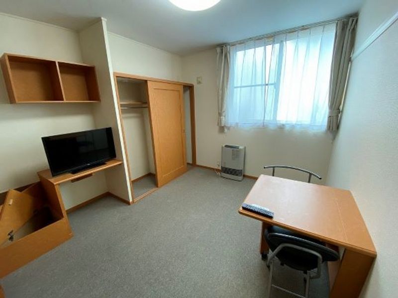 レオパレス牧場 居間