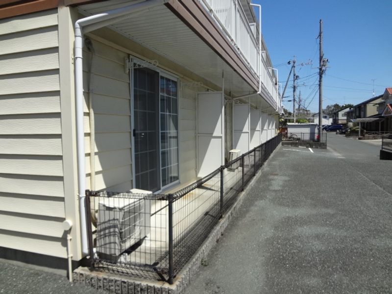 レオパレス半田 バルコニー