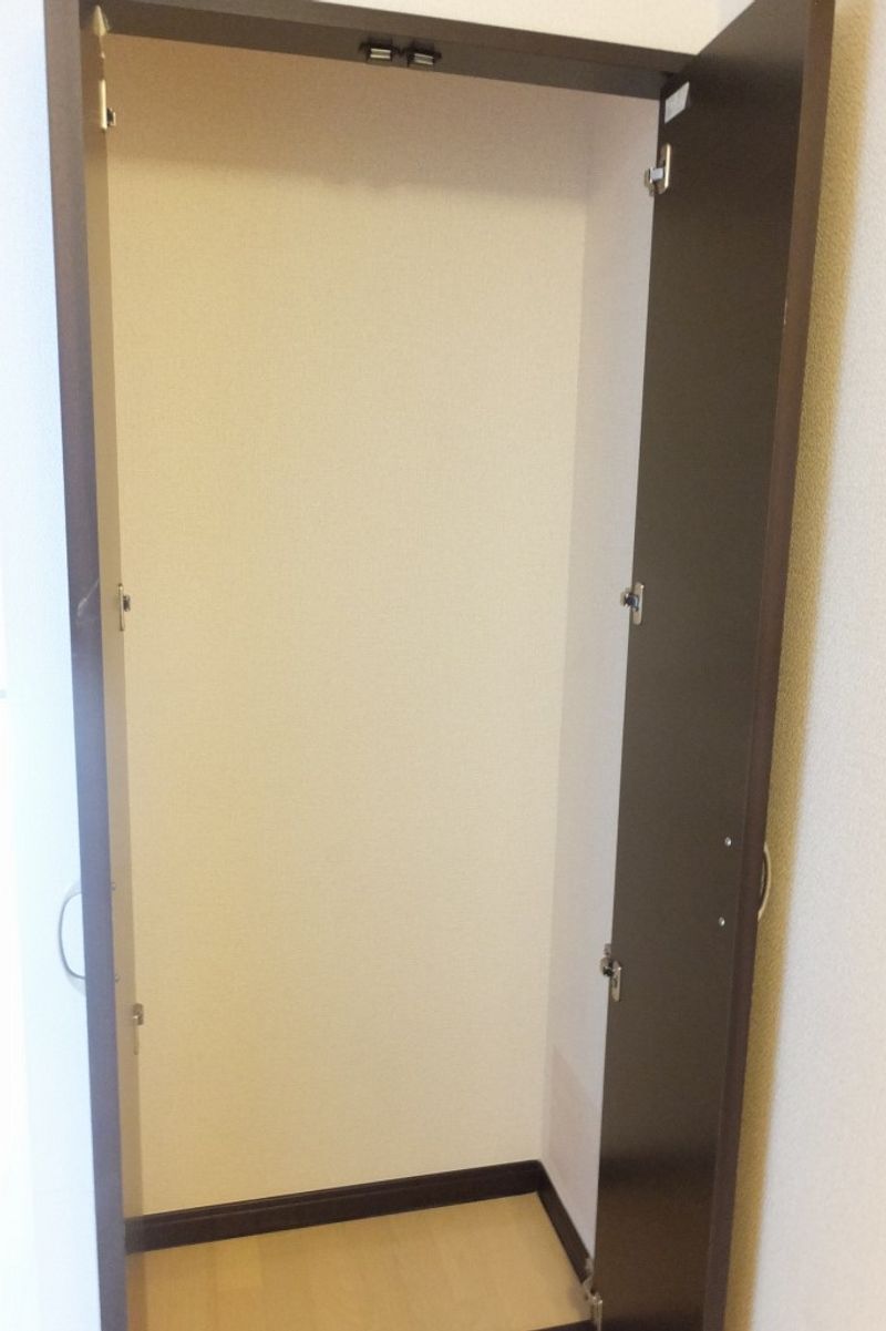 LEONEXT Bloom Court 储物空间