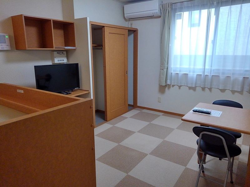 レオパレスネーブルⅡ 居間