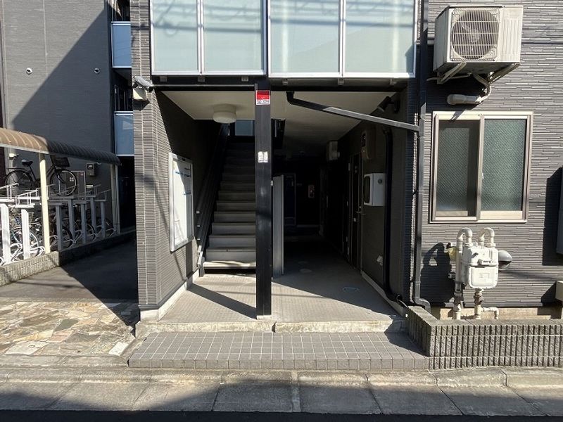 レオネクストエクセルアサヒⅥ エントランス