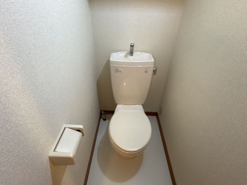 レオパレス三丁田 トイレ