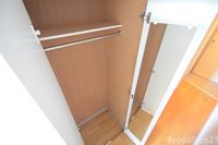 レオパレスゴールデンピラ 収納