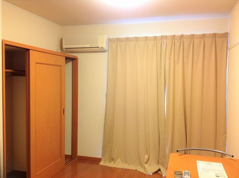レオパレス上山 収納