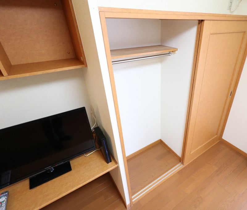 レオパレスマウンテン如意申 収納