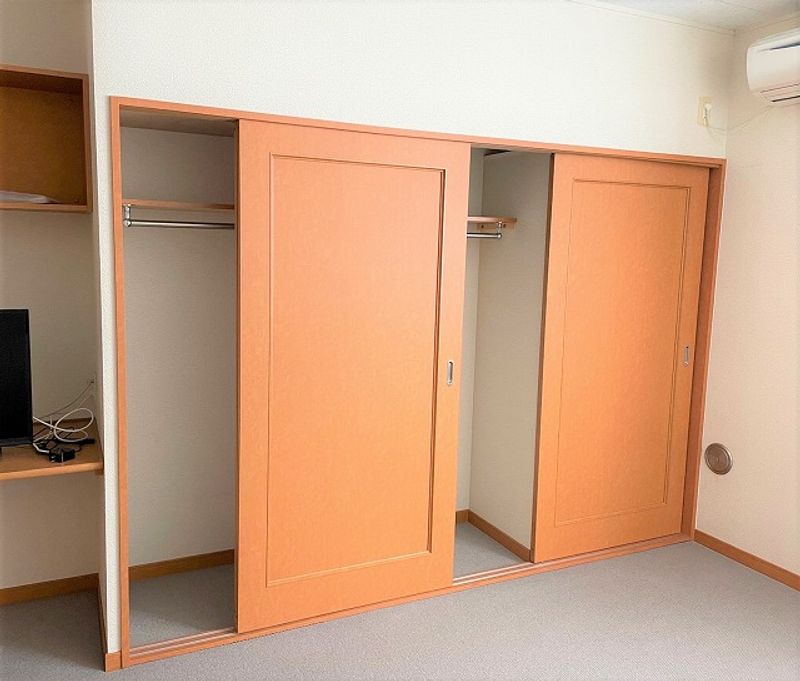 レオパレス道野辺北原 収納