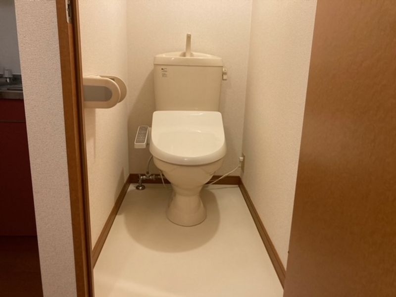 レオパレスシーザースパレス トイレ