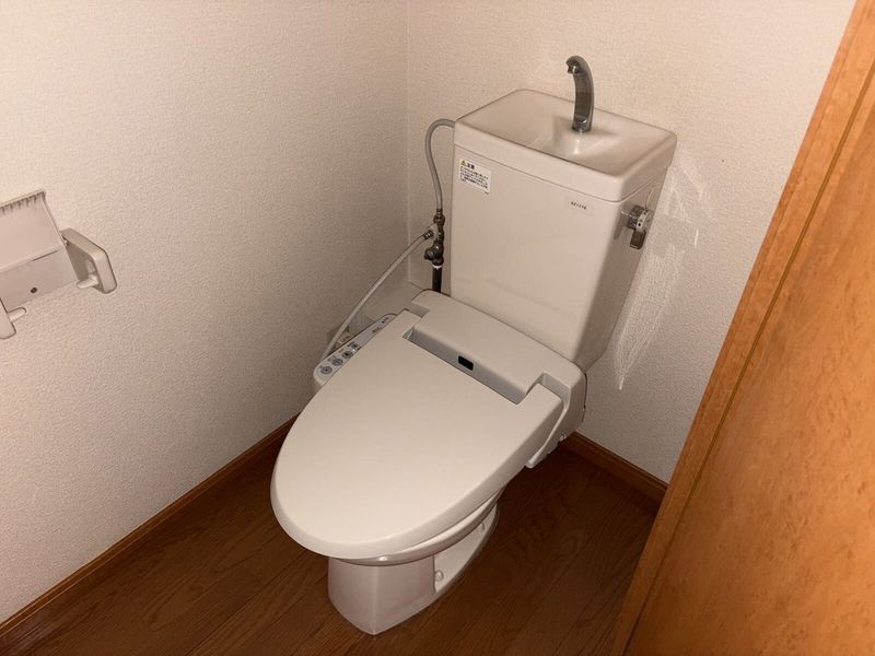 レオパレスノビア　カーサ トイレ