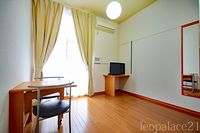 レオパレスサクラパーク 居間