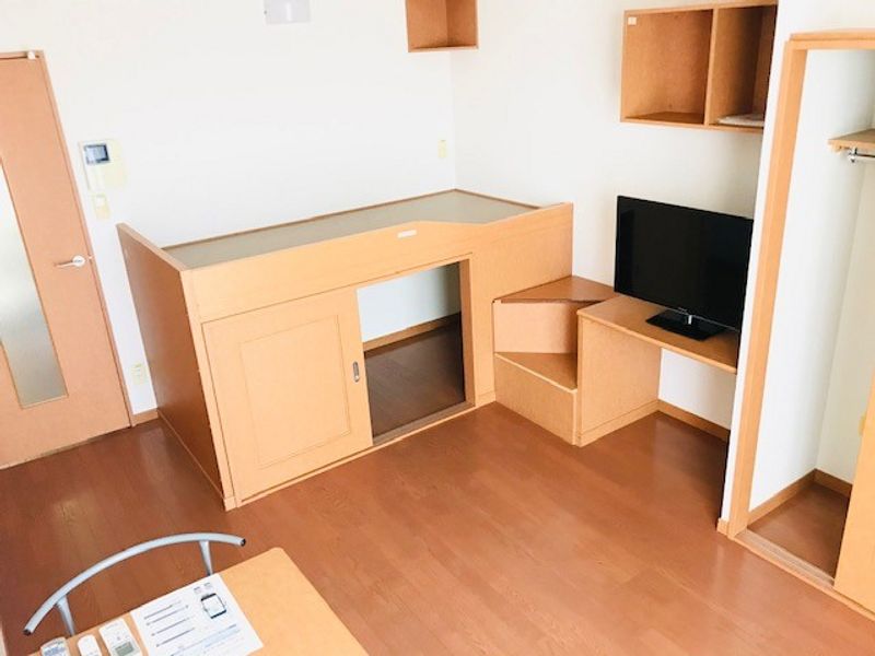 レオパレスふじしろ 収納