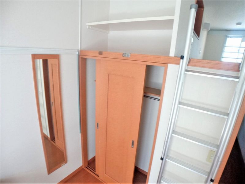 レオパレス城山 収納