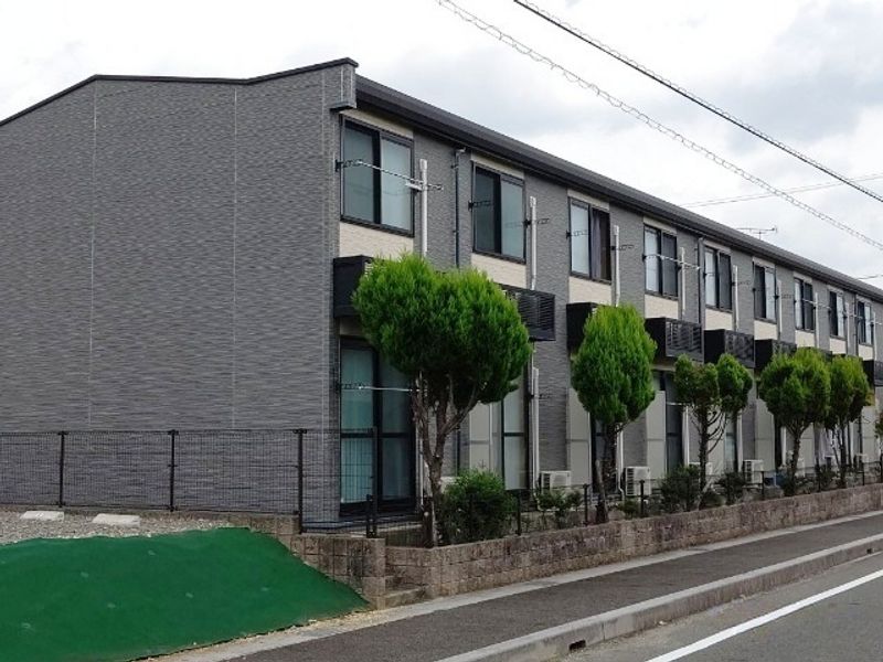 レオパレス栄華西Ⅱ 外観