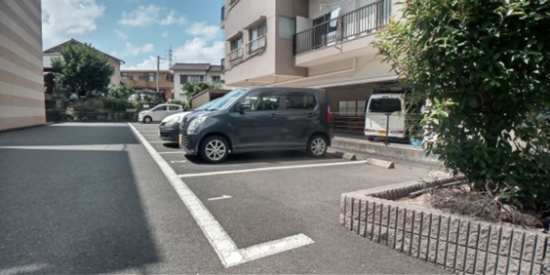 レオパレスケイ 駐車場