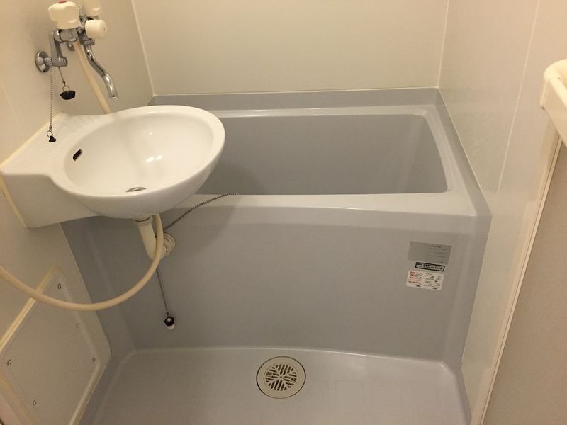 レオパレスアストラーレ茶屋町東 風呂