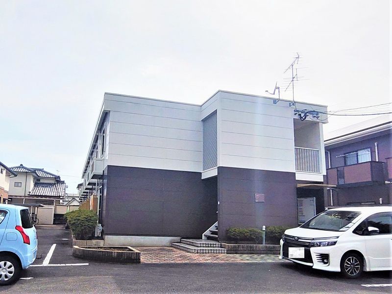 レオパレスえむてぃー 外観