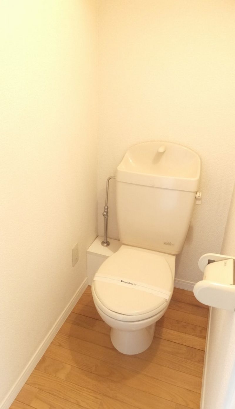 レオパレスイグレック トイレ