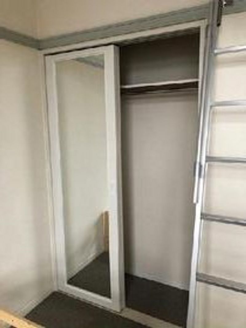 レオパレスクレール 収納