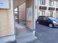 レオパレススカイブルー細畑 エントランス