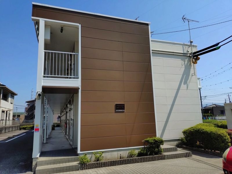 レオパレス興弐番館 エントランス