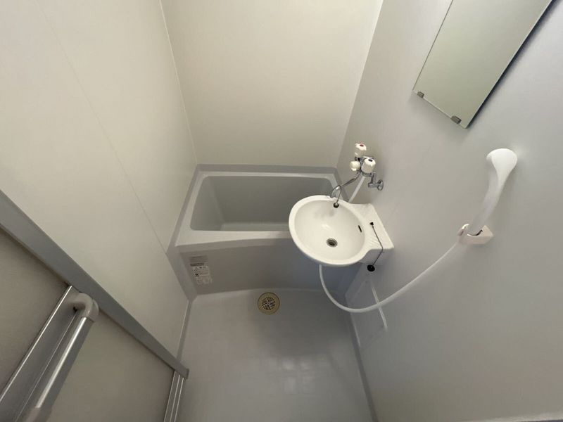 leopalace Blue Sky II Bathroom