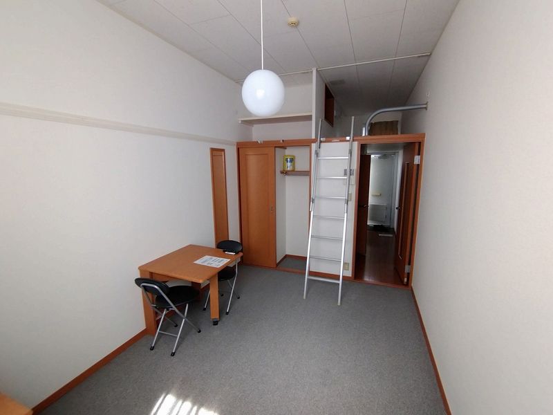 レオパレススプルース元木Ⅱ 居間