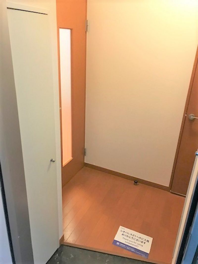 レオパレスカンパーニュ 玄関