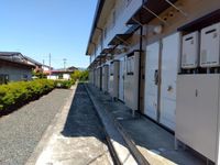 レオパレス雅 エントランス