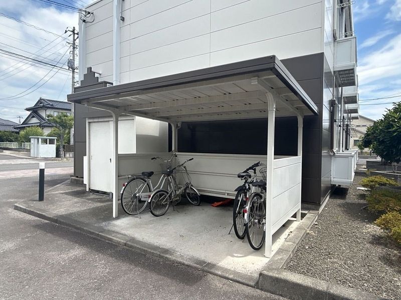 レオパレス中屋敷ルーン 共用部分