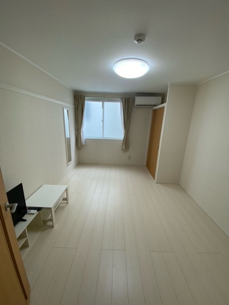 レオパレスＬｏｖｅ＆Ｐｅａｃｅ 寝室