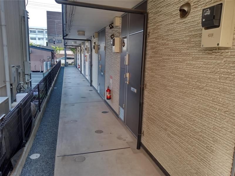 レオパレスセーグオリゾン 玄関