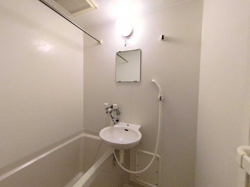 レオパレス北平野 風呂