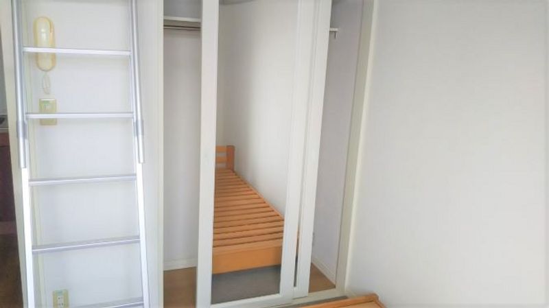 レオパレスヒルサイドテラス 収納