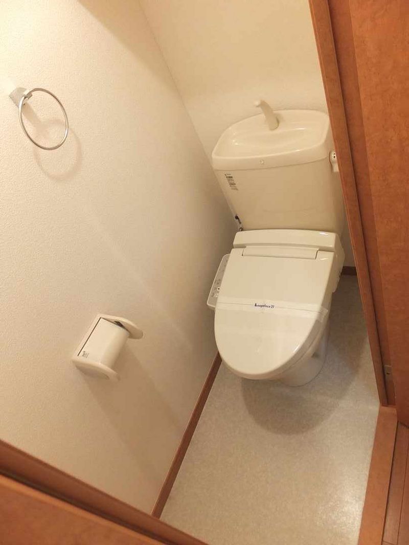 レオパレスエスタ　セルトⅡ トイレ