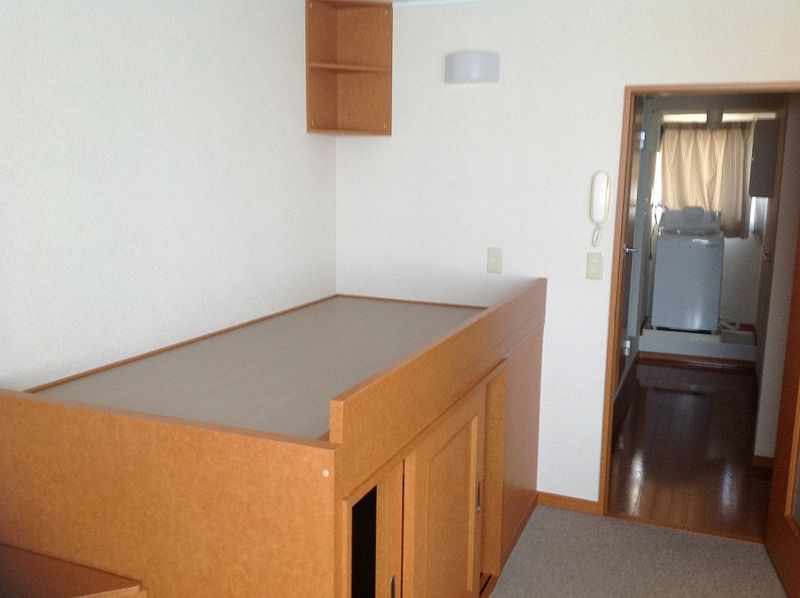 レオパレスグリフォン 居間