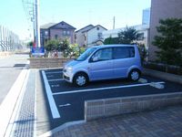 レオパレス高雄 駐車場
