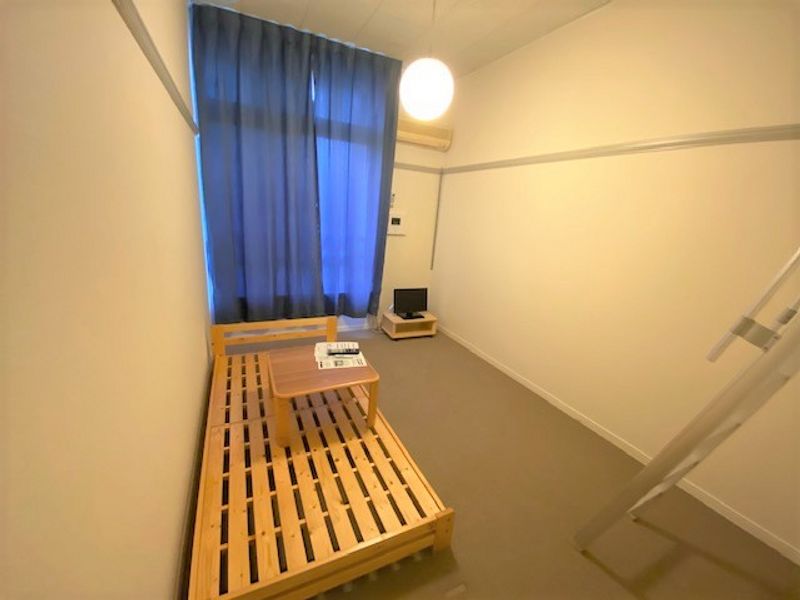レオパレストウィンクル上星川 居間
