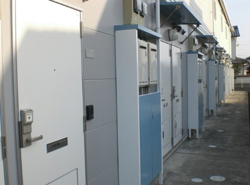 レオパレスＪＵＮ東野 玄関