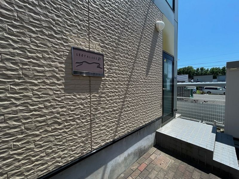 レオパレス日サルー時任町Ｂ エントランス