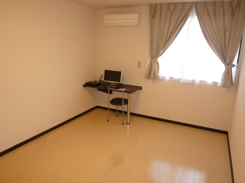 レオネクストウエスト 居間