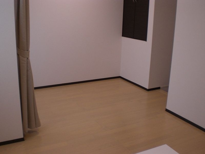 レオネクストエトワール要町 居間