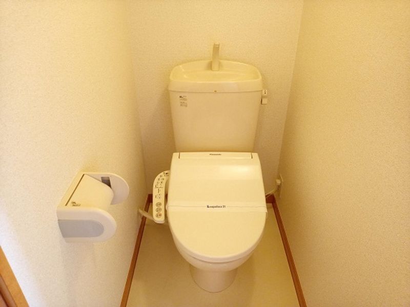 レオパレスアイミ１ トイレ
