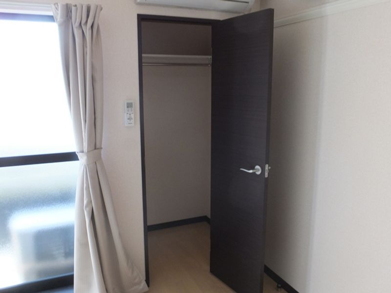 レオネクストＫＯＭＡＫＩ 収納